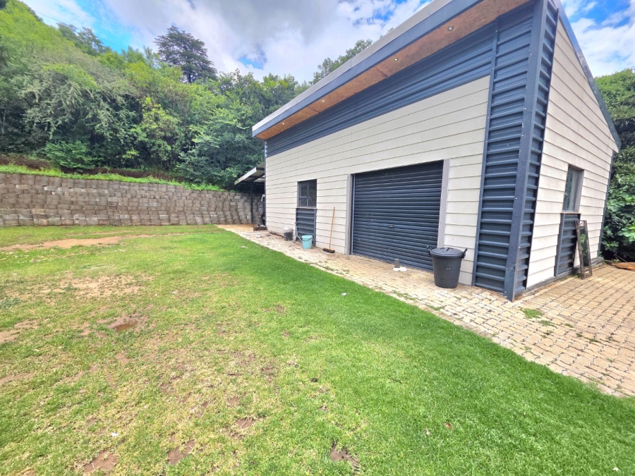 4 Bedroom Property for Sale in Hospitaalheuwel Free State